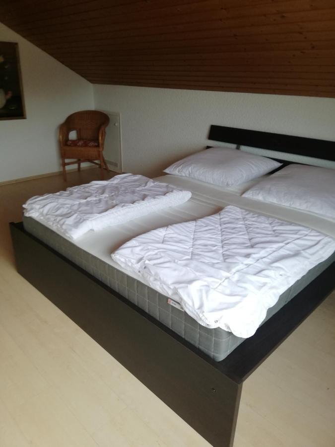 Ferienwohnung / Monteurswohnung In Ruhiger Waldlage Borghees Bilik gambar